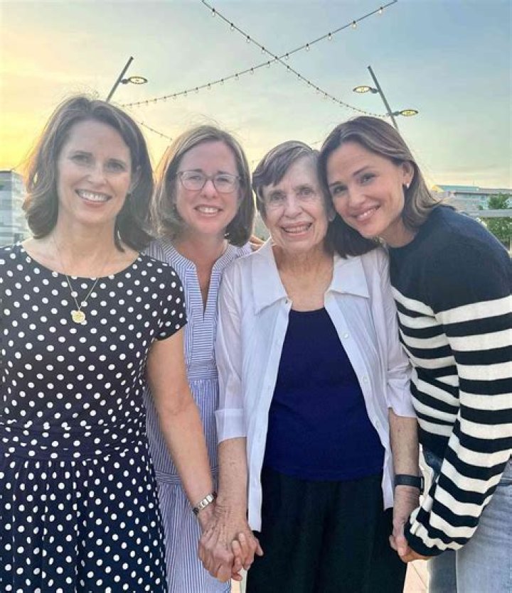 Jennifer Garner's Sisters And Their Inspiring Story