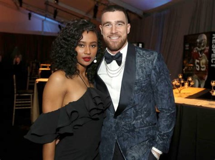 Seth MacFarlane's Dating History Unveiled