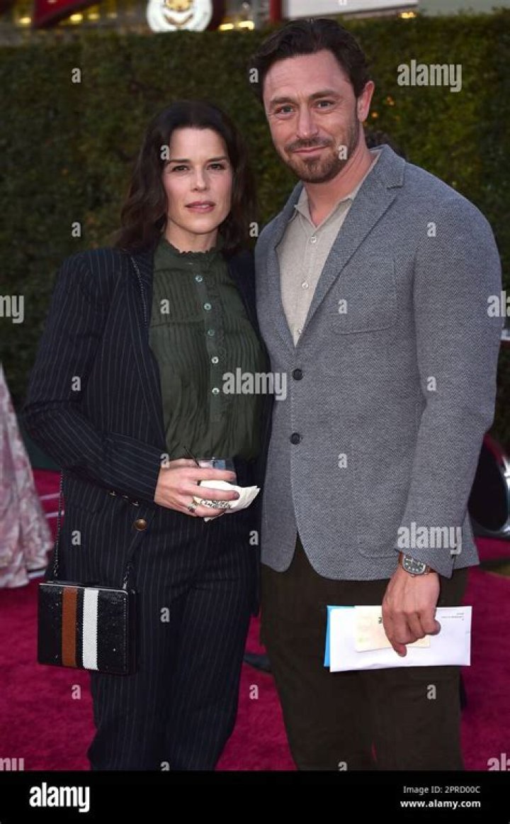 Uncover The Identity And Story Behind Neve Campbell's Partner
