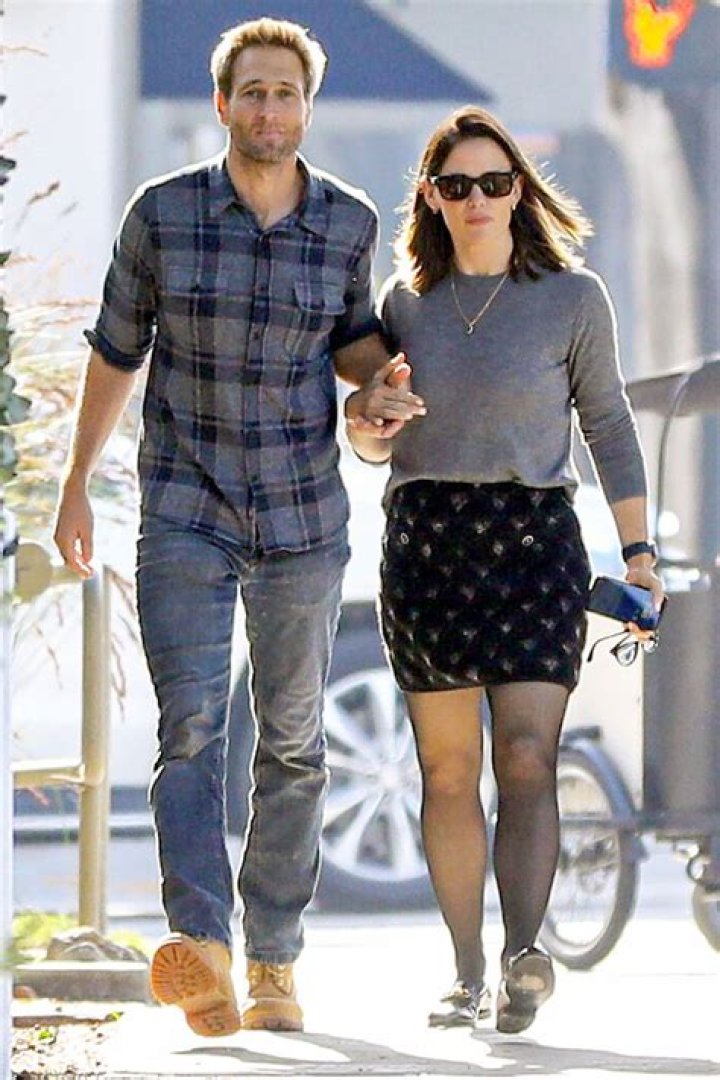 Uncover The Unbreakable Sisterhood Of Jennifer Garner And Her Sibs