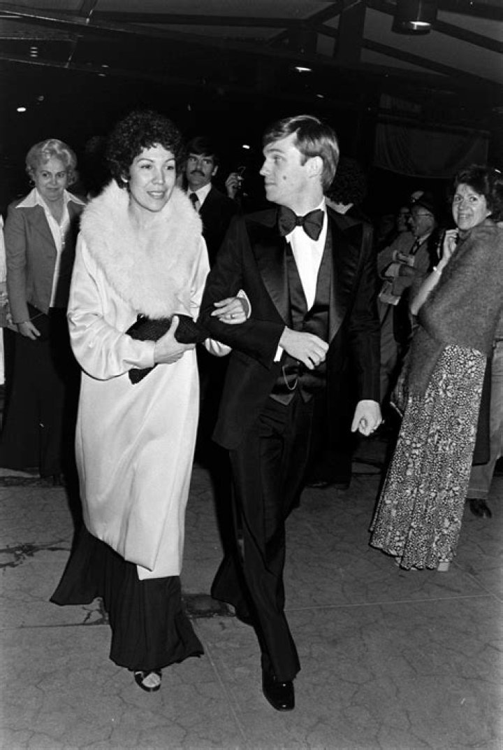 Unveiling The Intriguing Age Gap In Richard Thomas And Alma Gonzales' Love Story