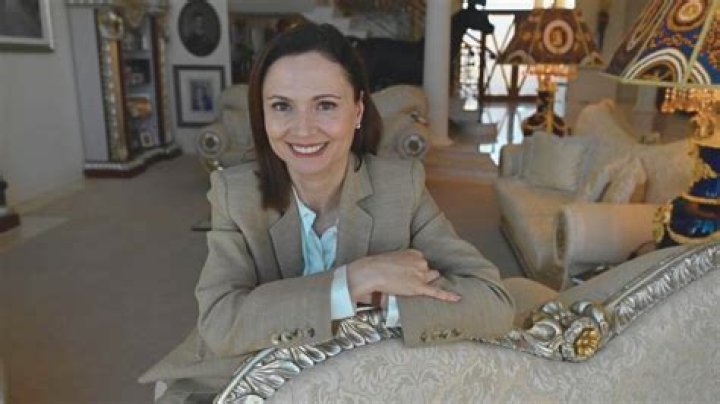 Unveiling The Secrets Of AI With Anna Topalov-Palmer