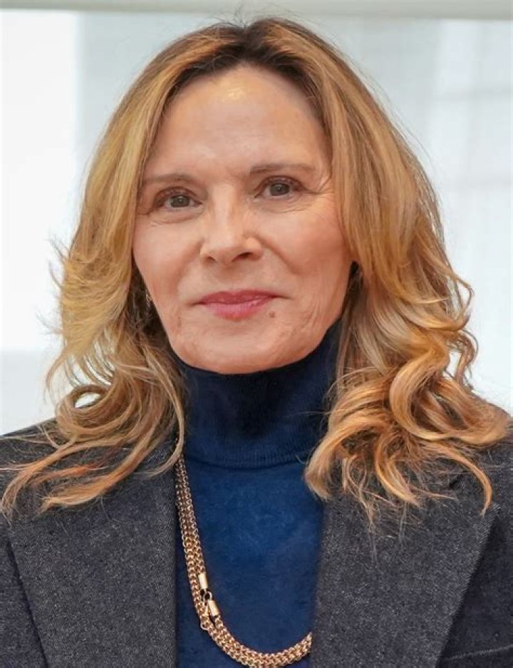 Unveiling The Secrets Of Kim Cattrall's Height