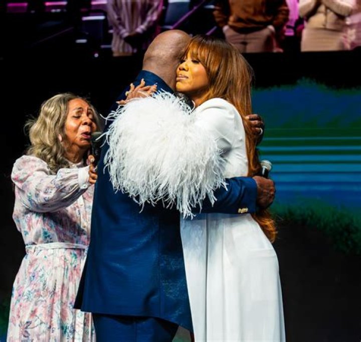 Unveiling The Unwavering Strength Of Sarah Jakes Roberts